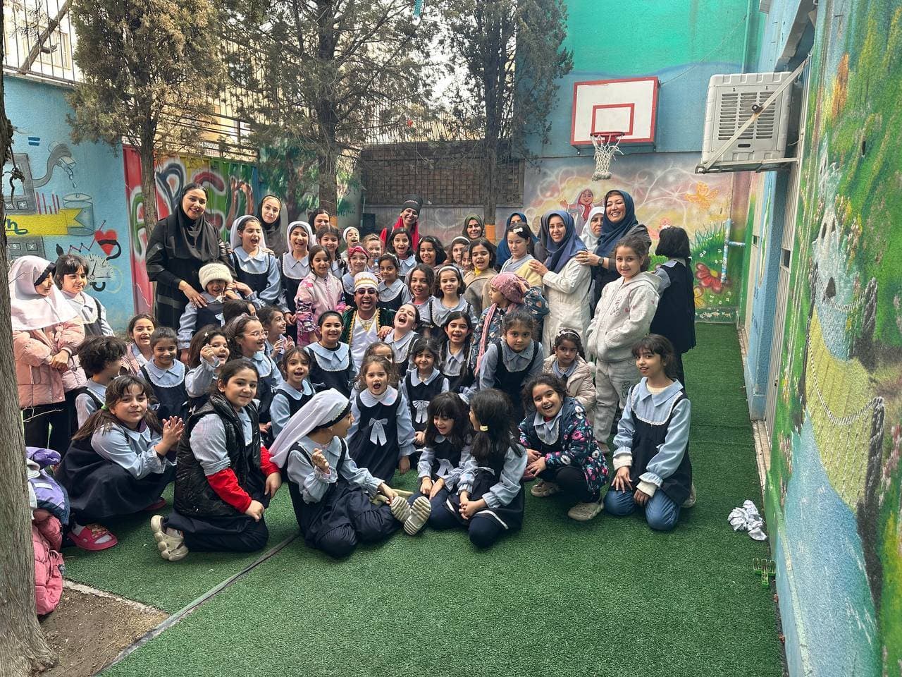 دبستان و پیش دبستانی چشمه اندیشه 