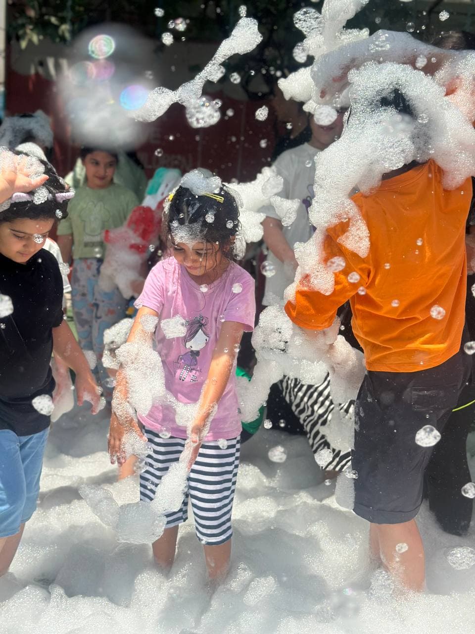 دبستان و پيش دبستاني دخترانه چشمه انديشه